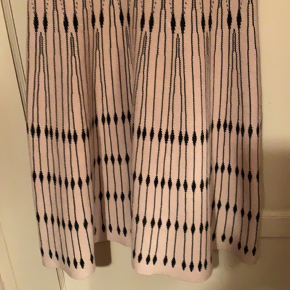 NEIMAN MARCUS PINK WITH BLACK KNIT DRESS SZ M - Picture 11 of 16